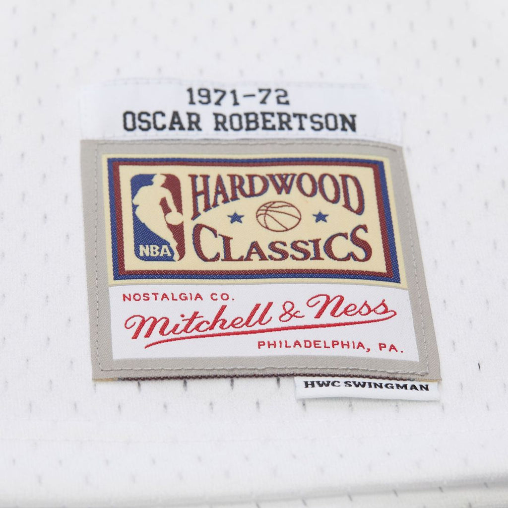 Oscar Robertson Milwaukee Bucks Mitchell & Ness Hardwood Classics Swingman Jersey - White