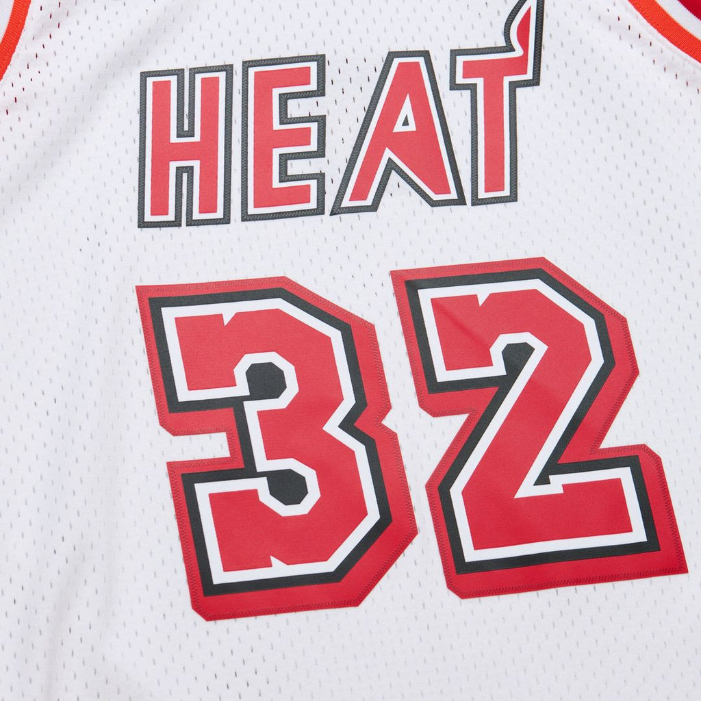 Shaquille O'Neal Miami Heat Mitchell & Ness 2005-06 Swingman Jersey - Red